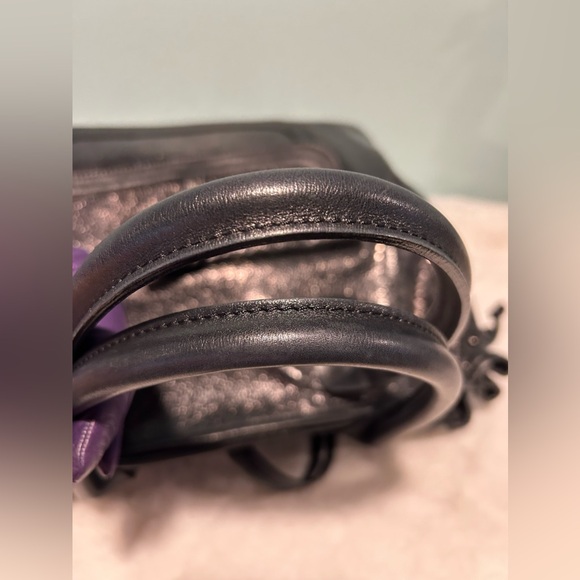 Authentic Longchamp Large Tote in black leather. Prev-owned - Picture 4 of 8